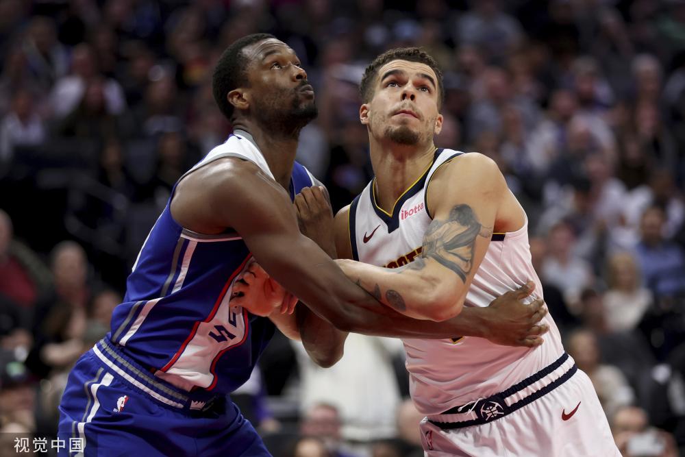 是对球迷的 是对球迷的