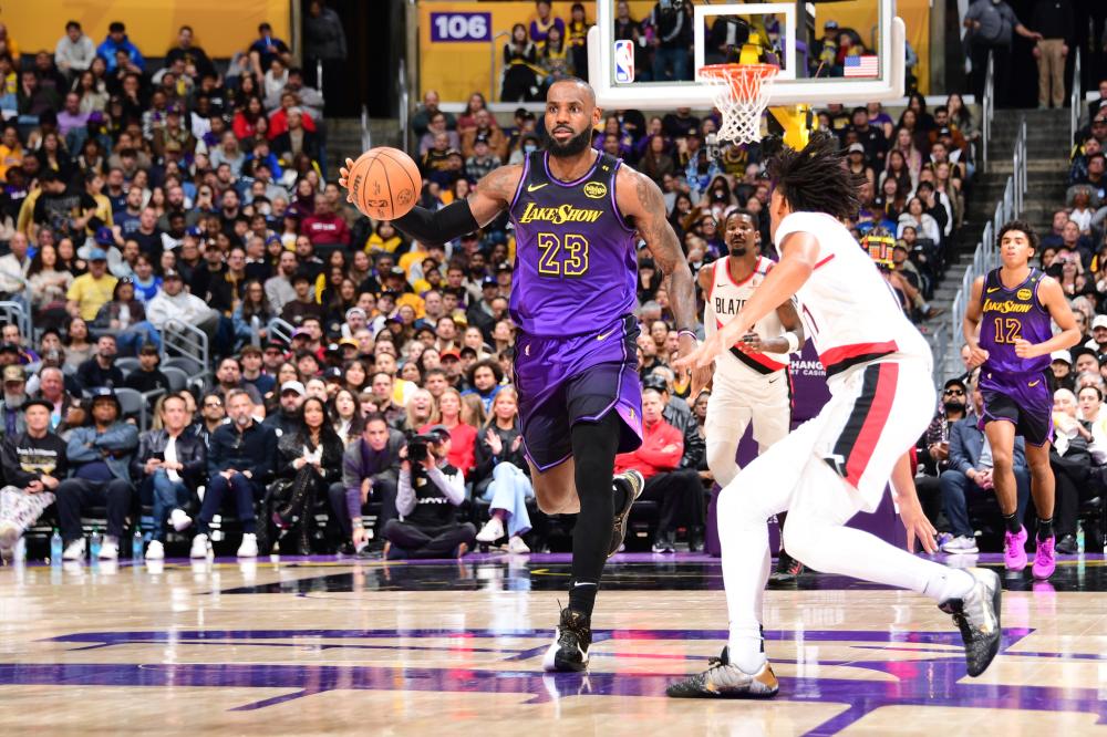 还离不开她 还离不开她